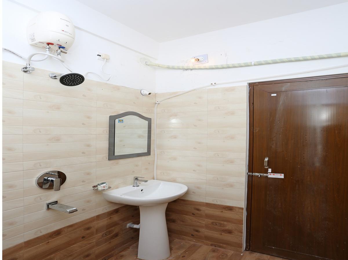 Oyo 11343 Hotel Sai International 布巴内什瓦尔 外观 照片