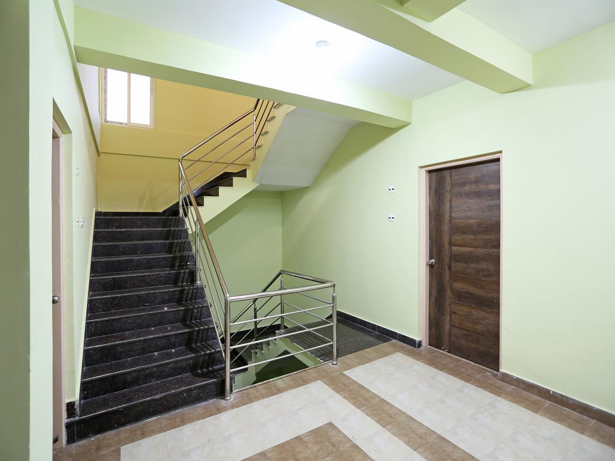 Oyo 11343 Hotel Sai International 布巴内什瓦尔 外观 照片