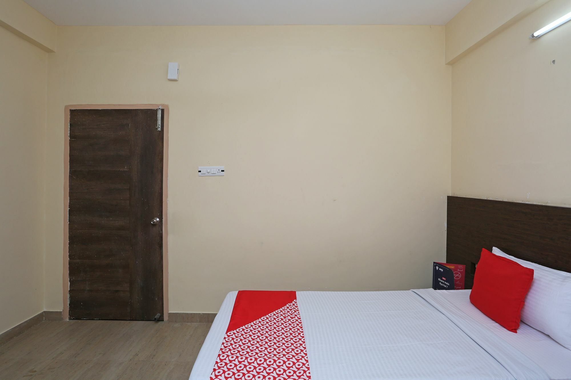 Oyo 11343 Hotel Sai International 布巴内什瓦尔 外观 照片